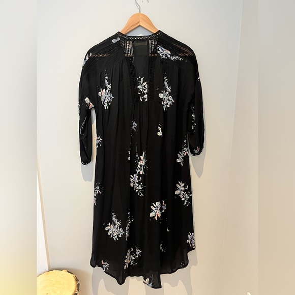 Gentle fawn floral duster - Picture 2 of 2